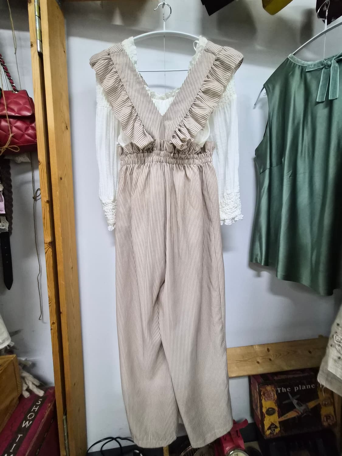 랩 프릴 점프수트.자라 에스닉 프릴 블라우스 상품이미지1