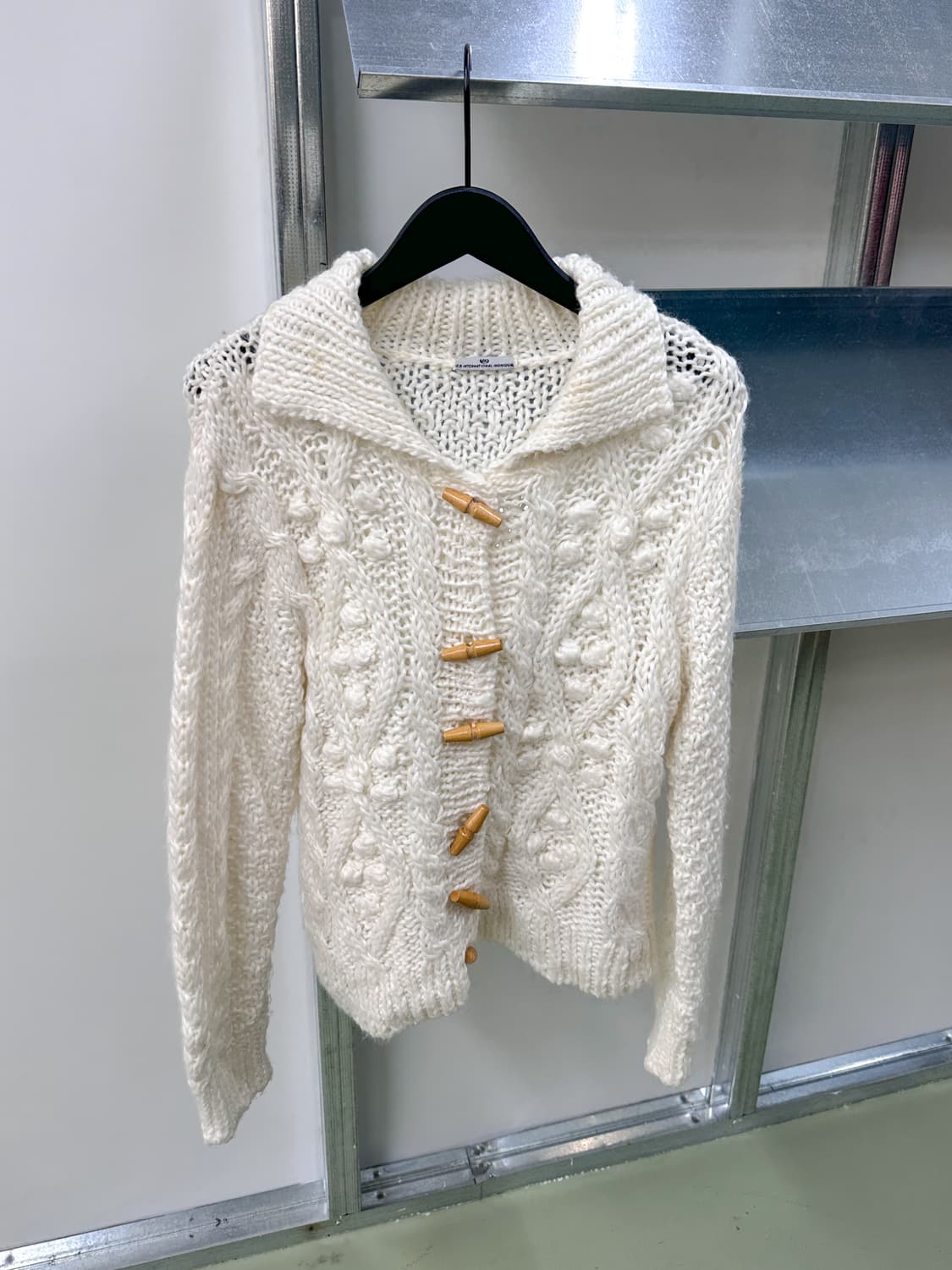snow pompom collar cardigan 상품이미지1