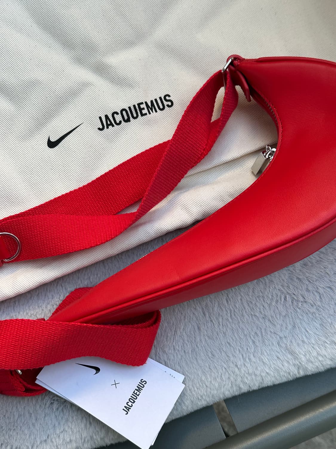 나이키 자크뮈스 스우시 크로스백 레드 새상품 상품이미지6