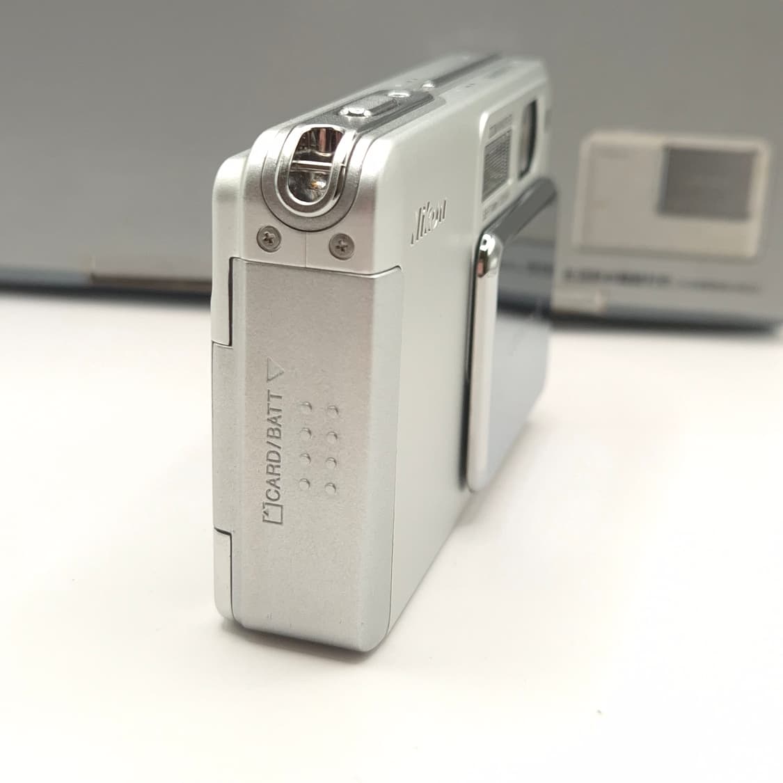 한글지원🤍쿨픽스 S2 실버 ✨ 슬림한 슬라이드 감성디카 🤍 상품이미지3