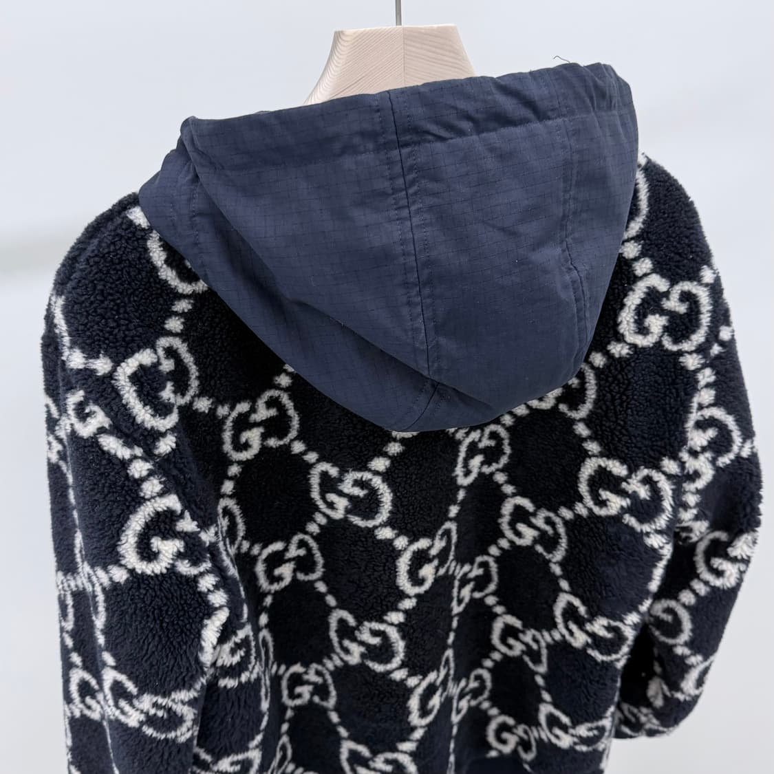 [S+급/M] 구찌 GG 퍼지 패브릭 자카드 후드 후리스 자켓 상품이미지5