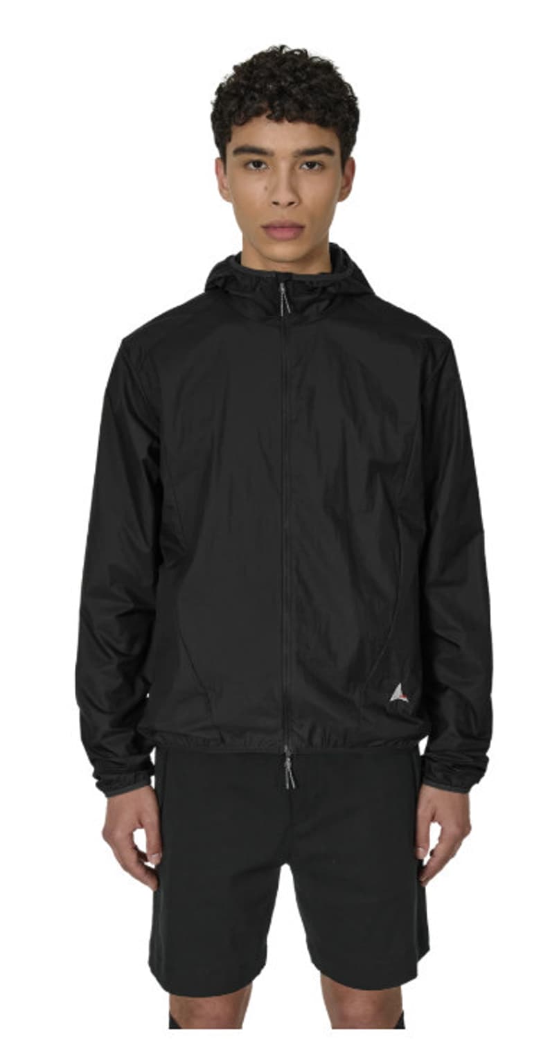 로아 패커블 윈드브레이커 상품이미지4