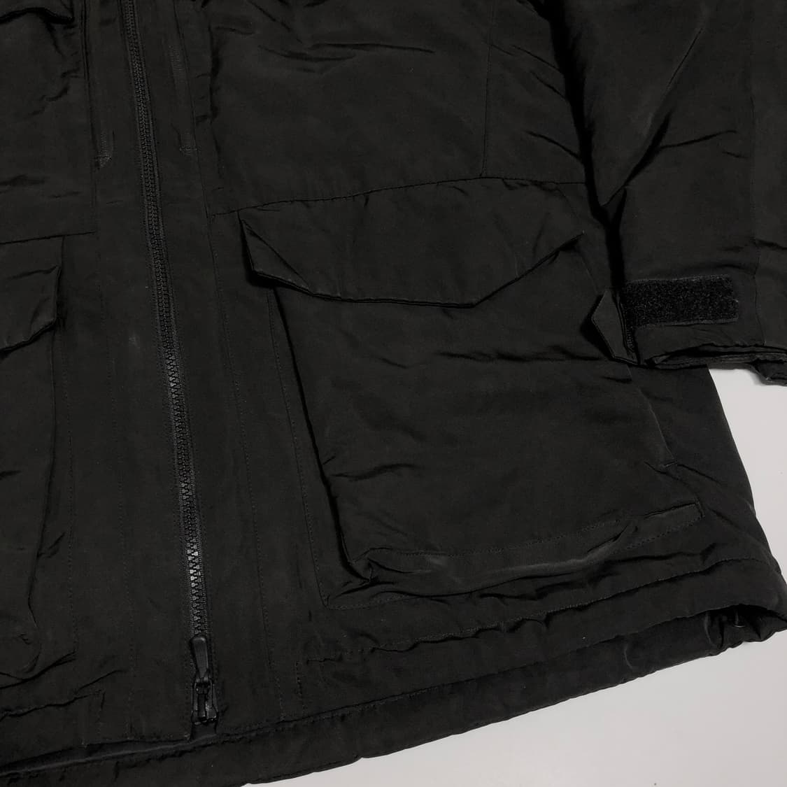 유니클로 화이트마운티어링 점퍼 L 상품이미지5