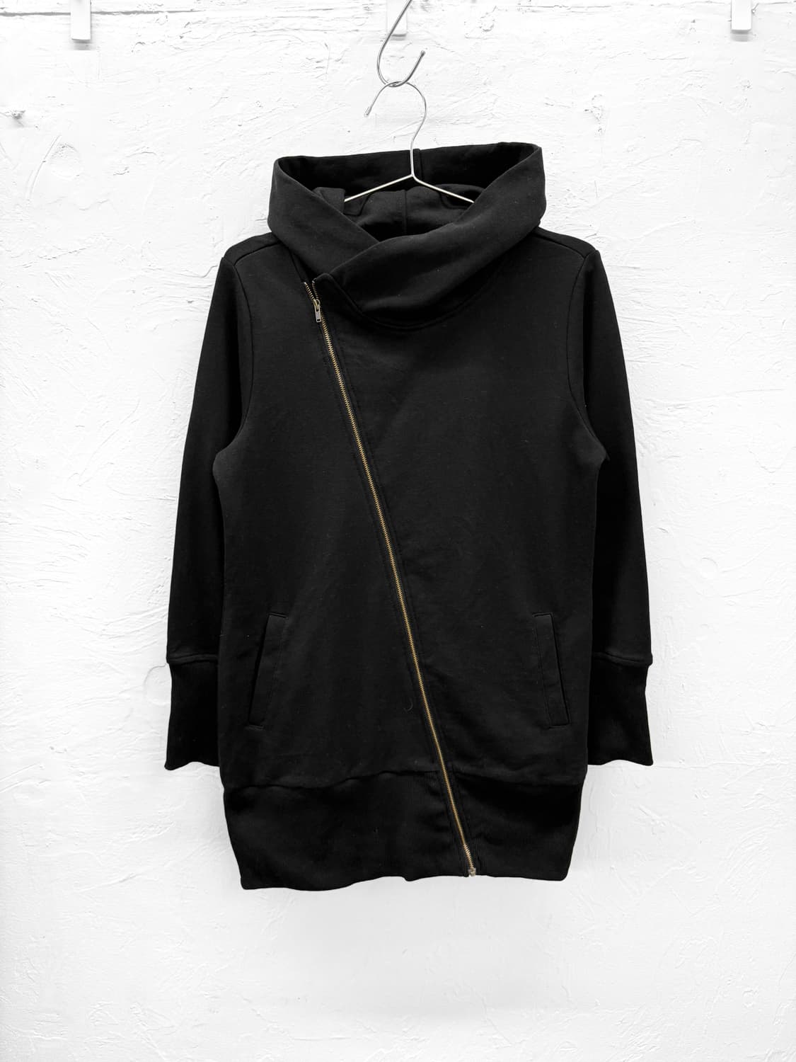 JPN 사선 후드집업 상품이미지1