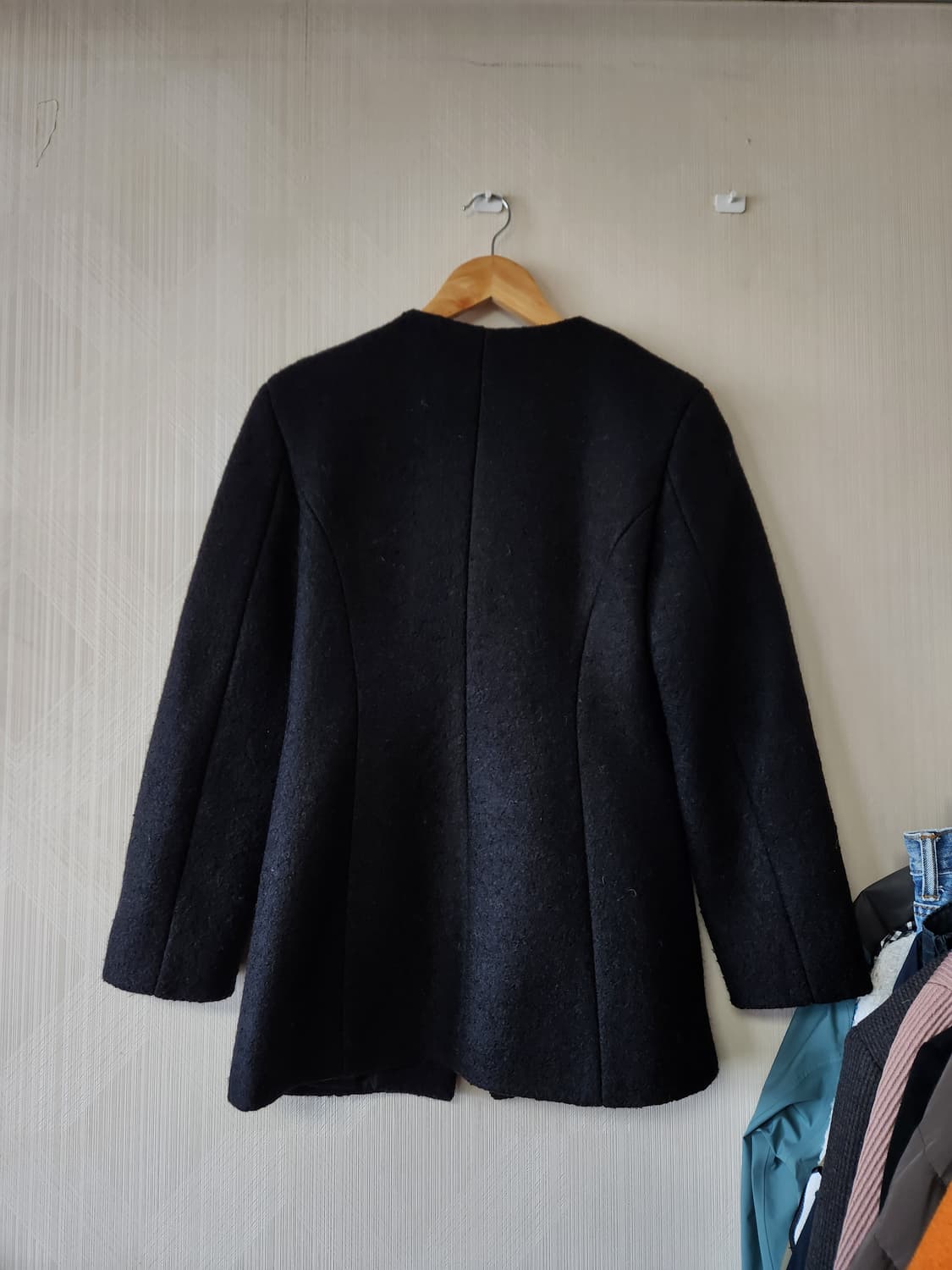 VERDI 블랙 부클 트위드 진주 버튼 자켓 44~날씬55  상품이미지9