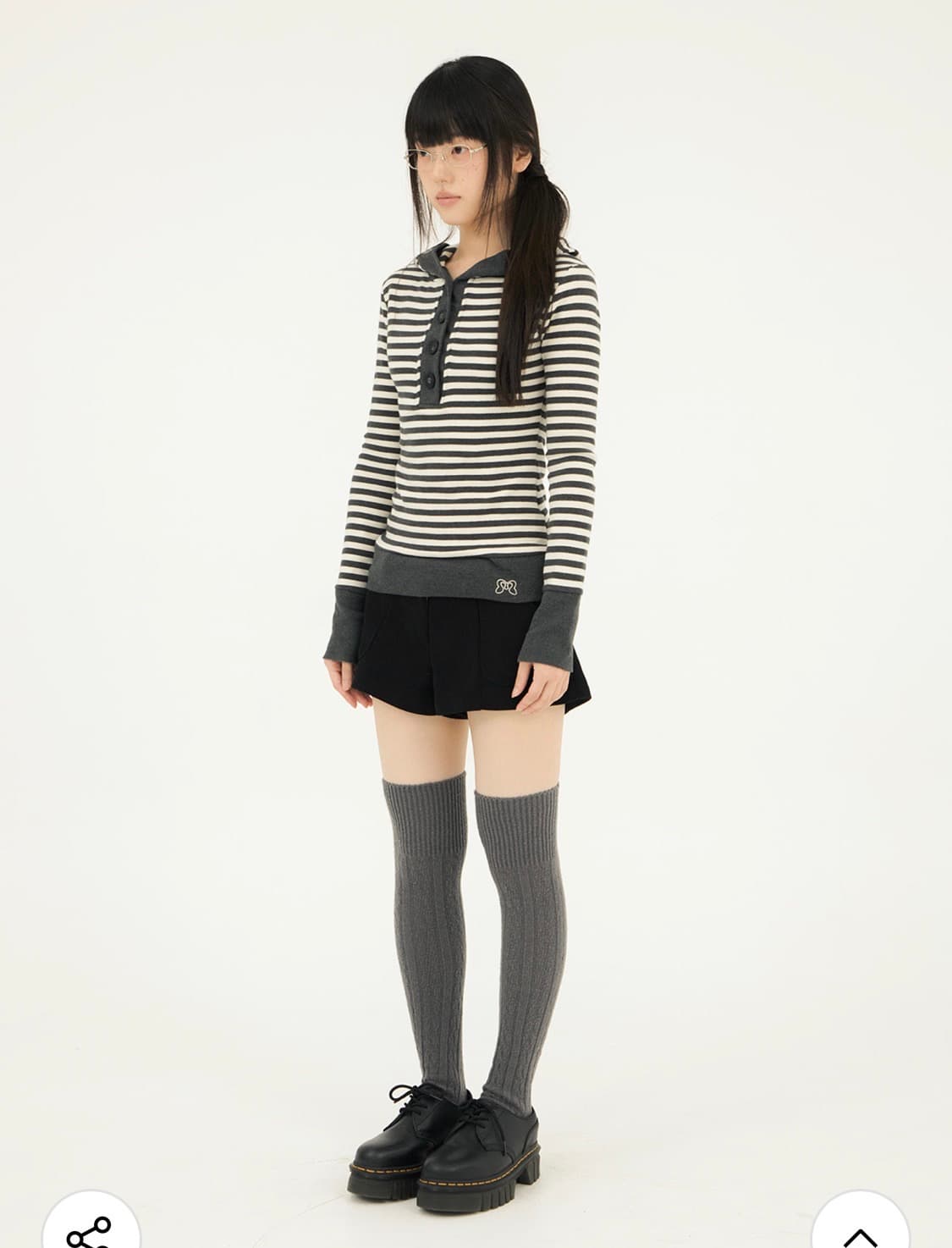 미레코 스트라이프 후디티셔츠 차콜 상품이미지2