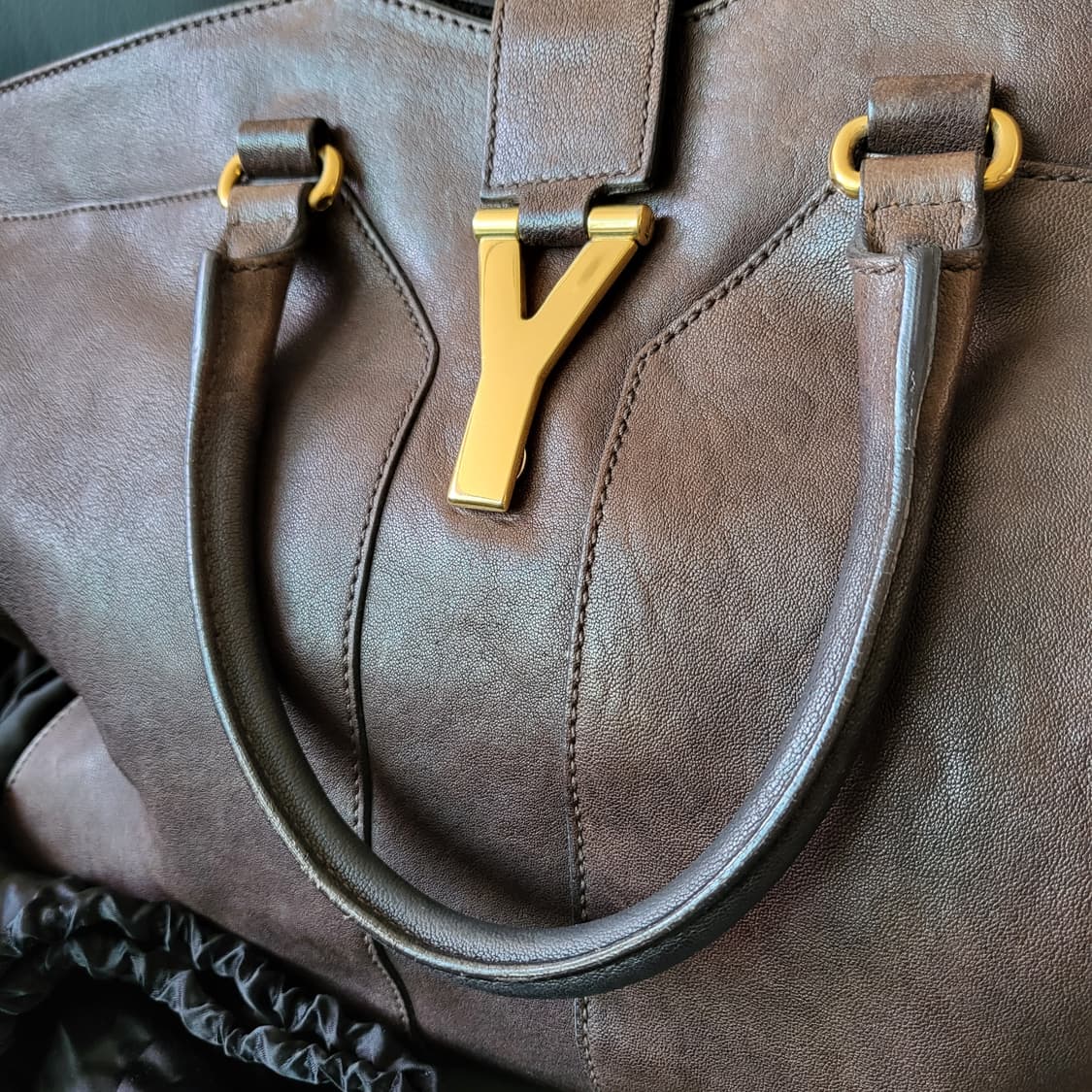 YSL 입생로랑 정품 금장 카바시크백  브라운 빅사이즈 오버사이즈 토트백 상품이미지10