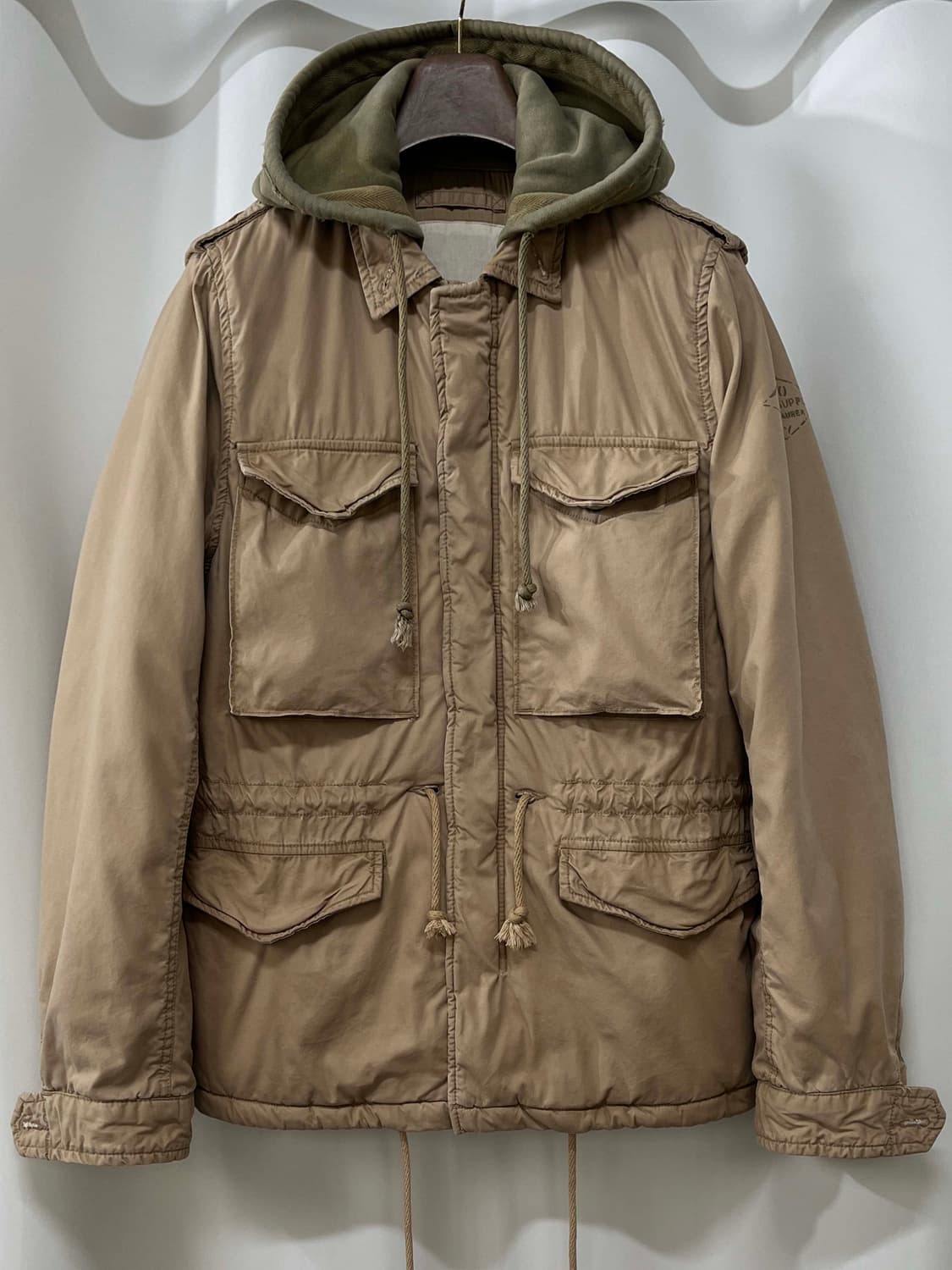 폴로 랄프로렌 탄베이지 M65 워시드 패디드 필드자켓 상품이미지1