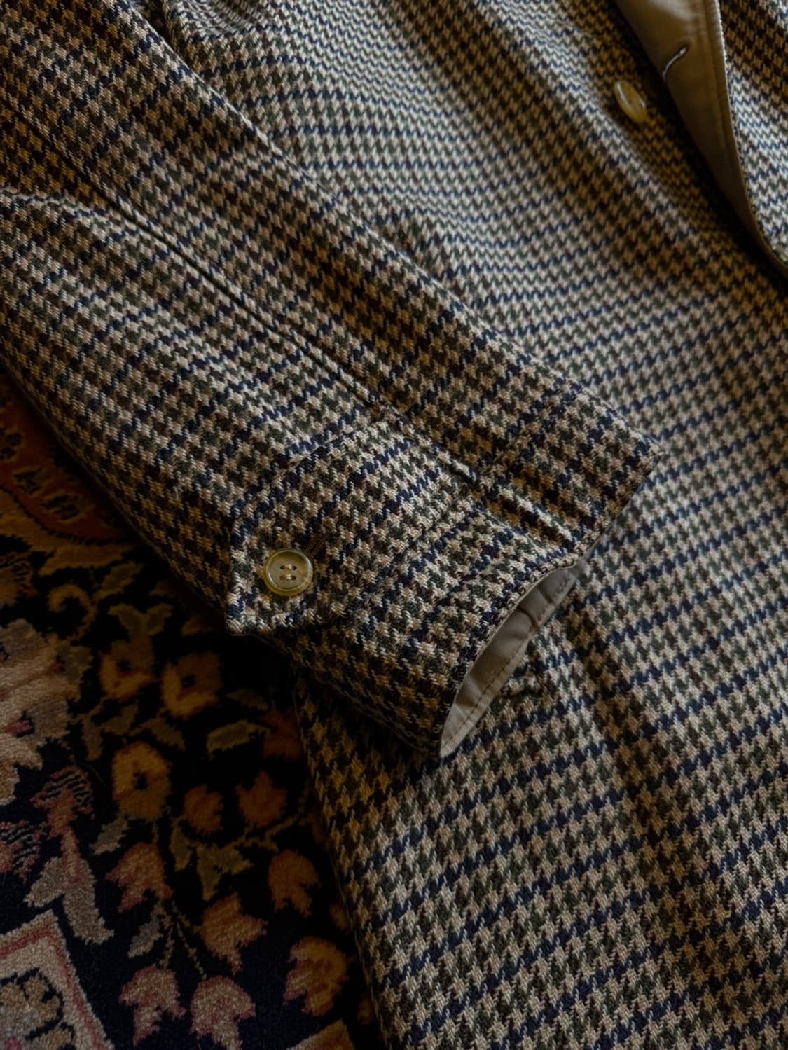 버버리 아이리쉬 트위드 래글런 코트 100 상품이미지8