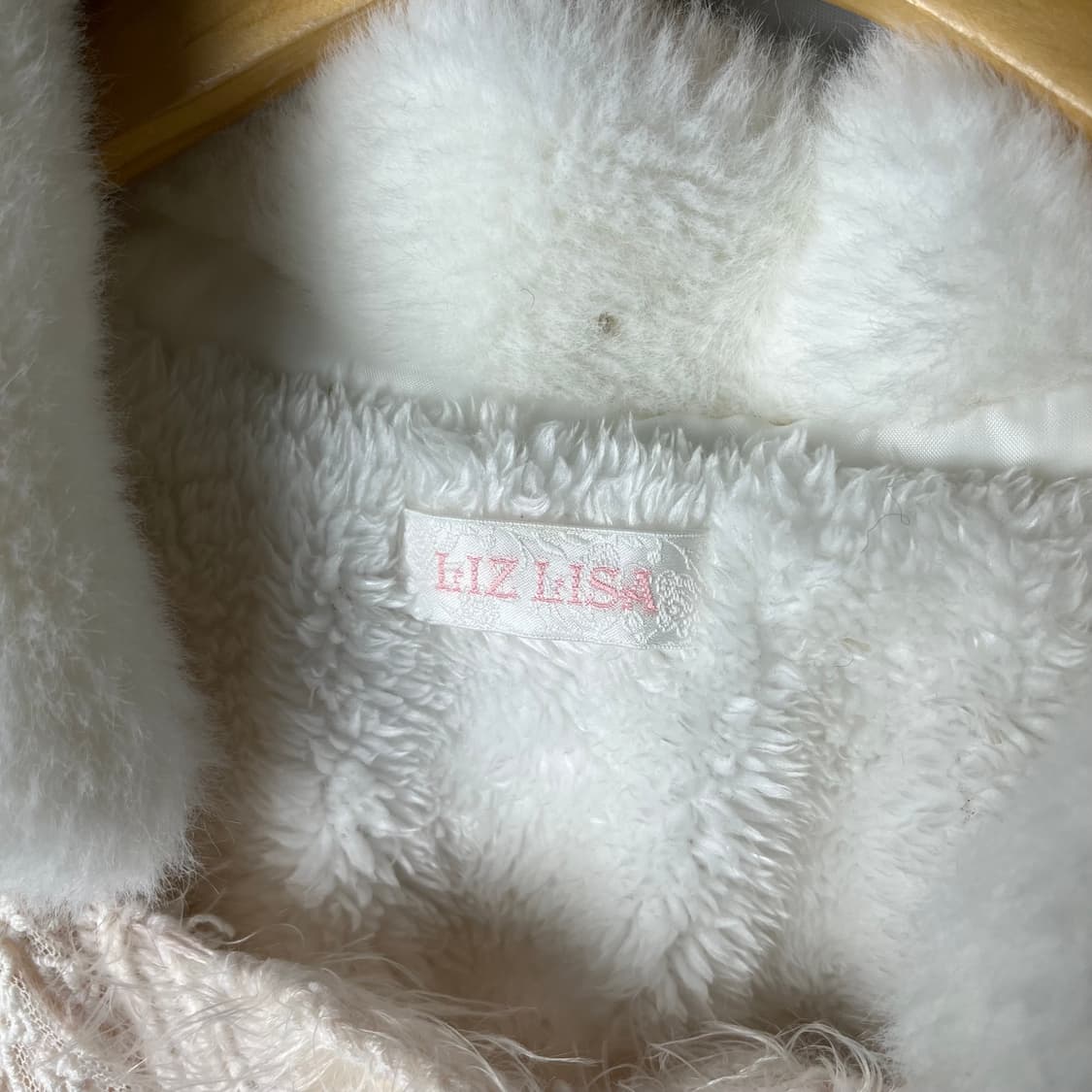 [LIZ LISA] 리즈리사 히메 퍼 니트 케이프 상품이미지4