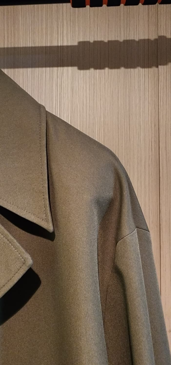 (새상품)스파오포맨 오버핏 카키 트렌치코트 XXL 상품이미지3