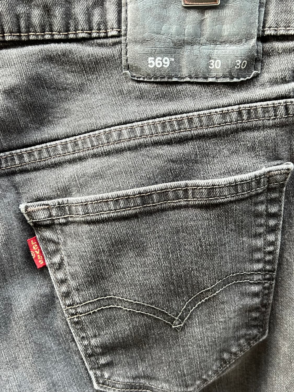 [30x30] 리바이스 569 흑청 루즈 스트레이트 데님 팬츠 상품이미지8