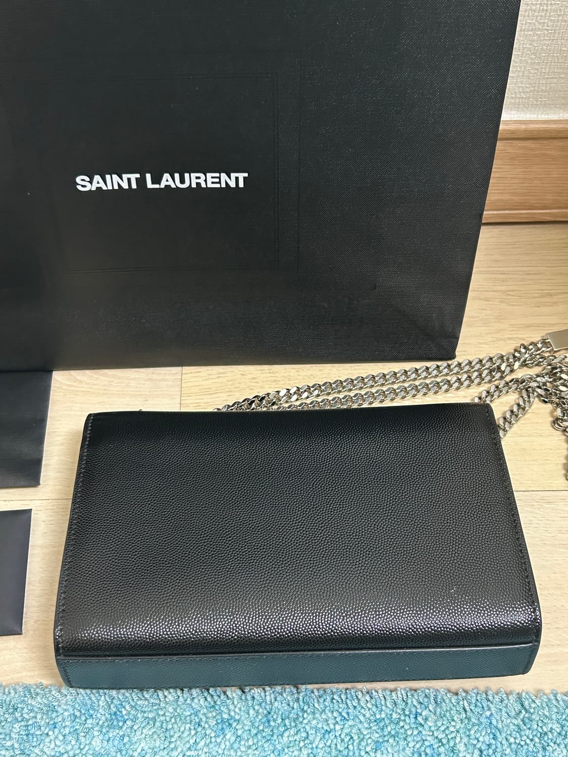 입생로랑 케이트 스몰사이즈 판매합니다 상품이미지4