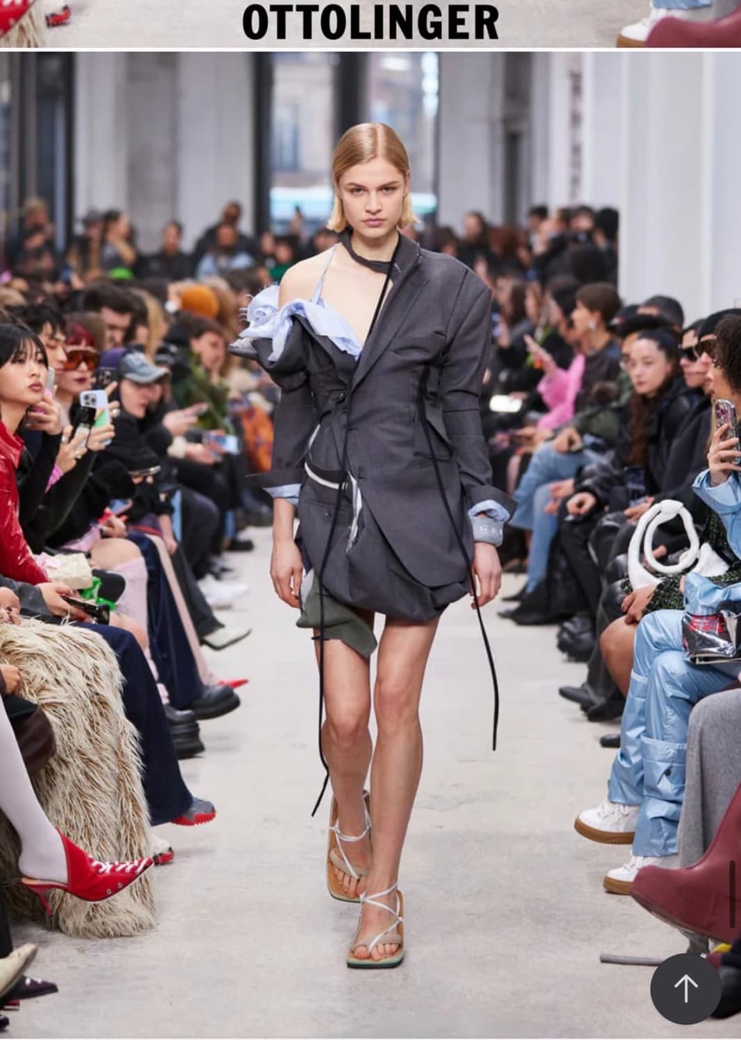 새상품)  오토링거 시그니처 스트랩 블레이저 s 상품이미지8