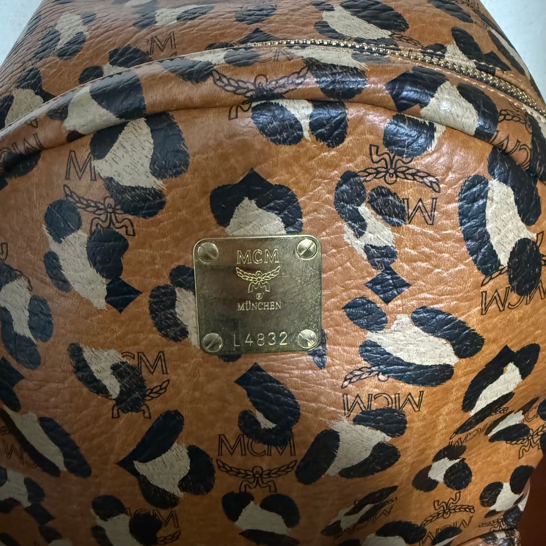 MCM 레오파드 브라운 백팩 상품이미지4