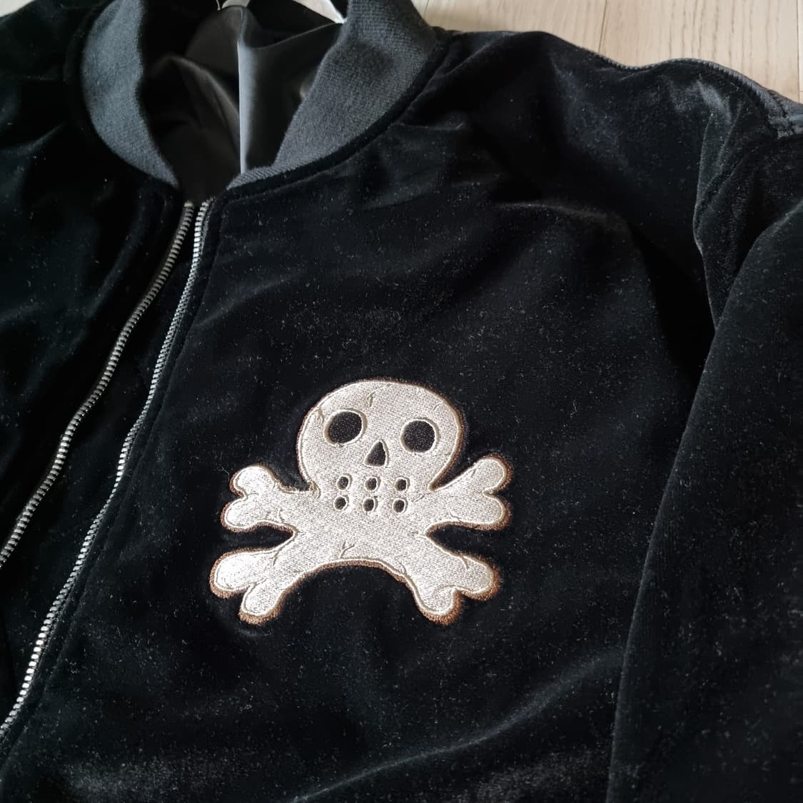 정가12만(새제품m) 파르티멘토 벨벳 수베니어 블루종 캐피탈맛 해골 상품이미지4