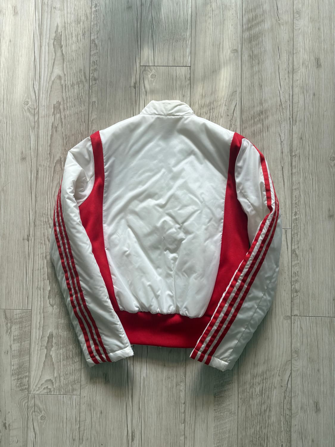 아디다스 크롭 숏패딩 xs 상품이미지2