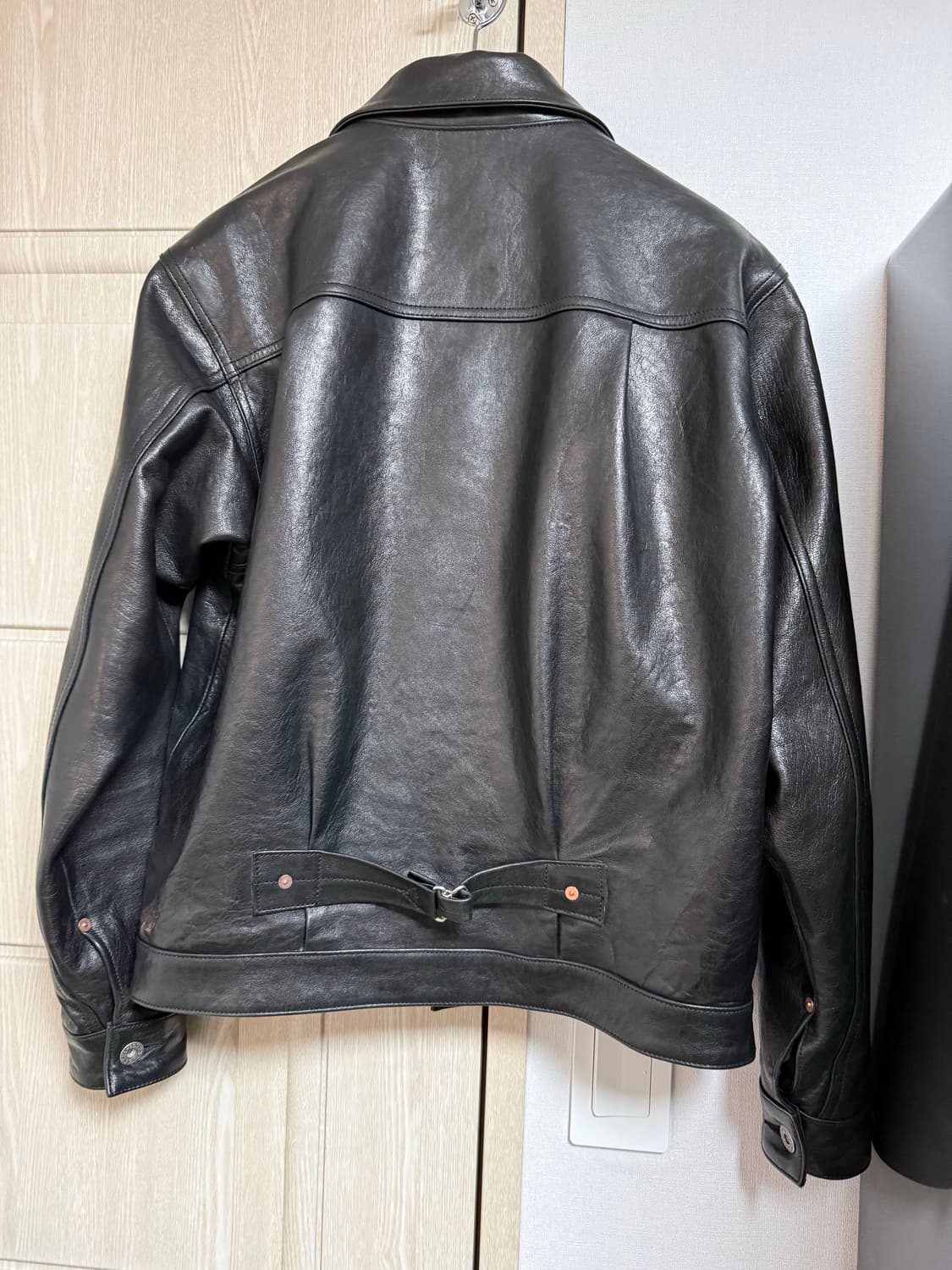 아카펠라클로딩 램스킨 1st 대전판 자켓 42사이즈 상품이미지2