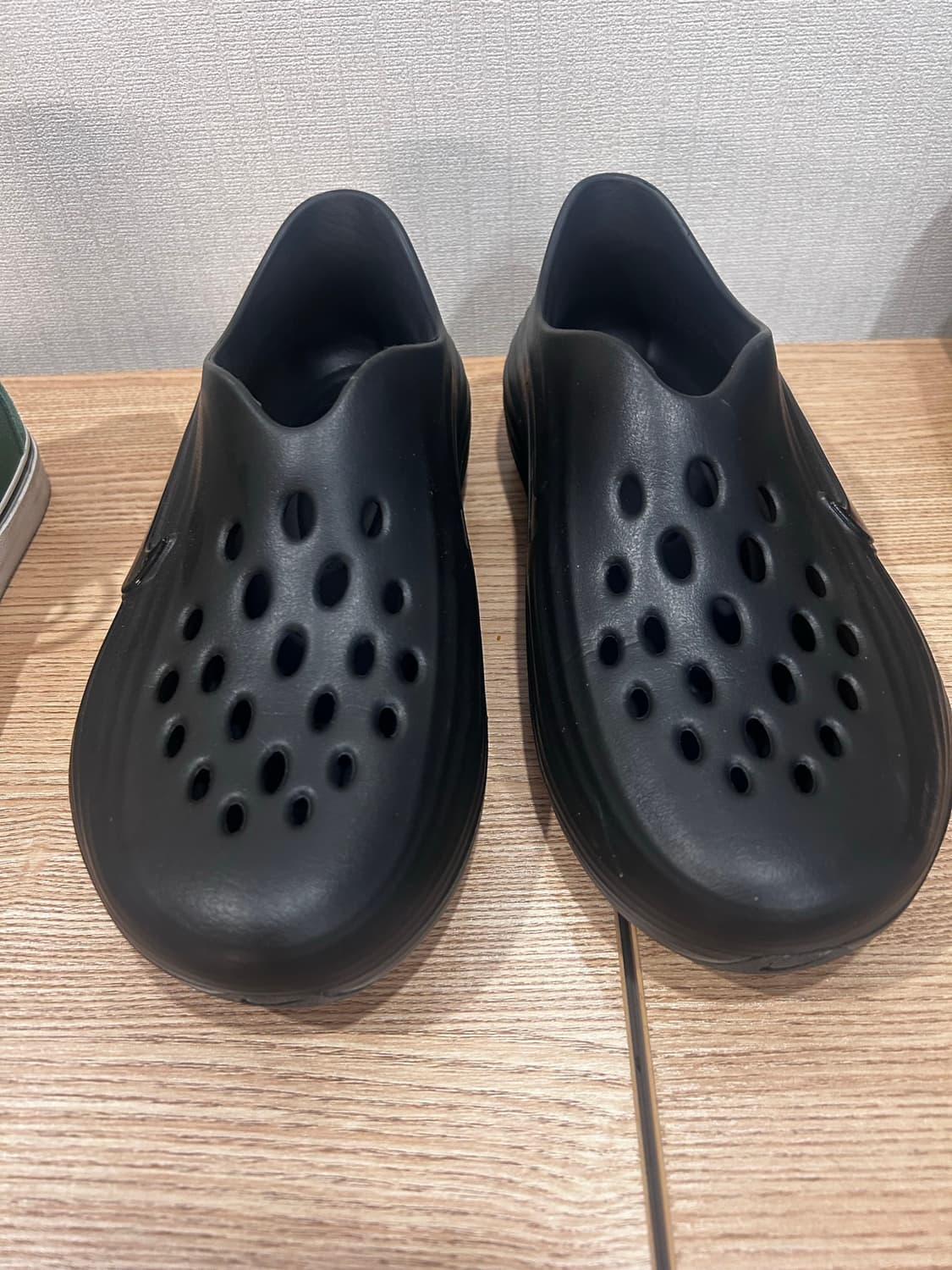 나이키 리커버리 슈즈 블랙 상품이미지5