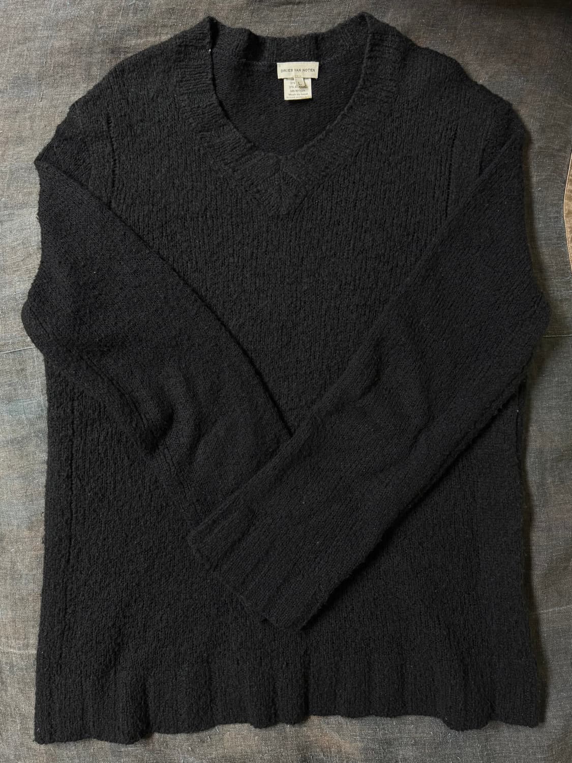 드리스 반 노튼 니트 롱슬리브 상품이미지1