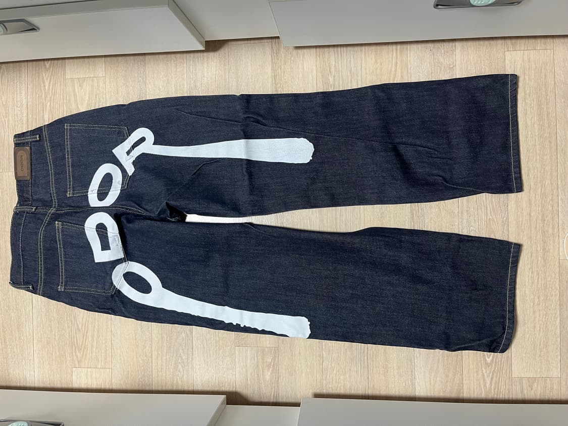 오도어 로고 드랍 데님 화이트 상품이미지2