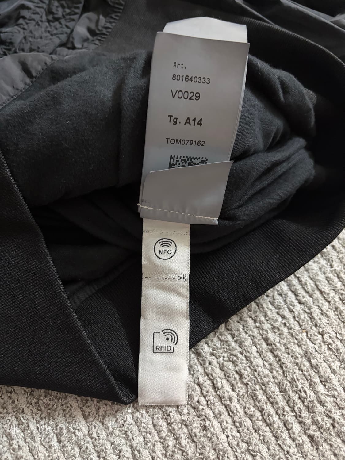 (새상품급) 스톤아일랜드 바람막이 A14 상품이미지5