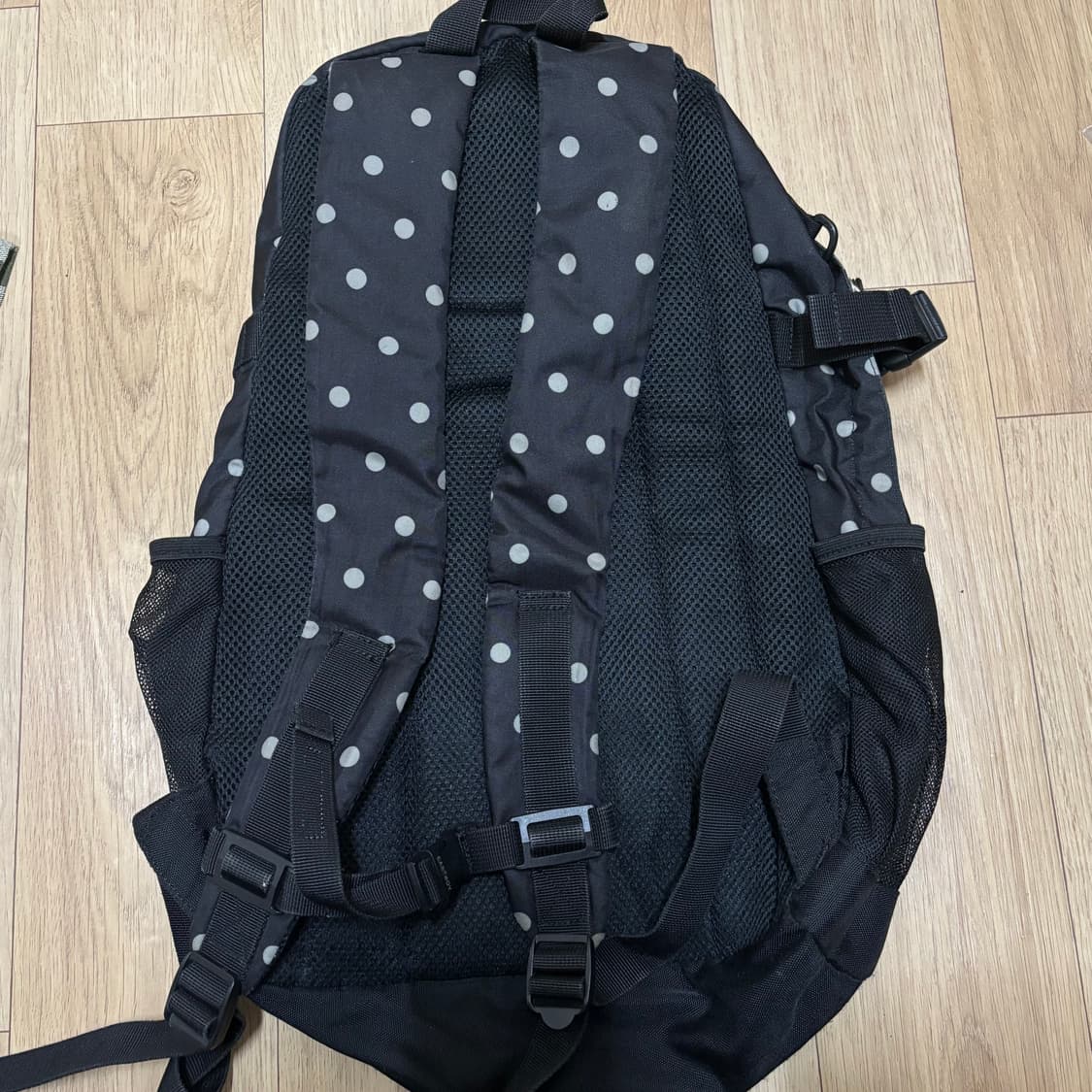 이스트보이 그레이 블랙 도트 백팩 배낭 노트북 가방 빈티지 모리걸 레어 상품이미지3