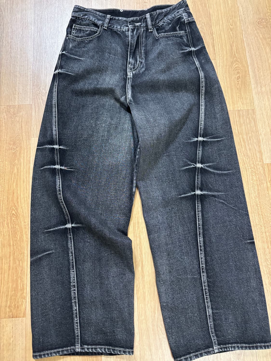 메종미네드 핀치 데님 46스탠다드 블랙색상 판매합니다 상품이미지1