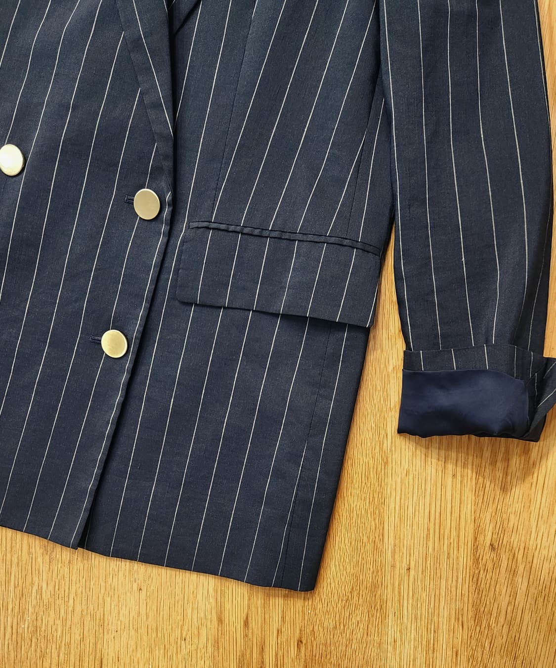 띠어리 금장더블 여성 린넨자켓 상품이미지5