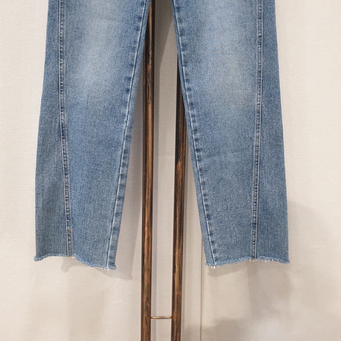 메종드이네스 언발란스 버튼 진 청바지 XS 상품이미지4