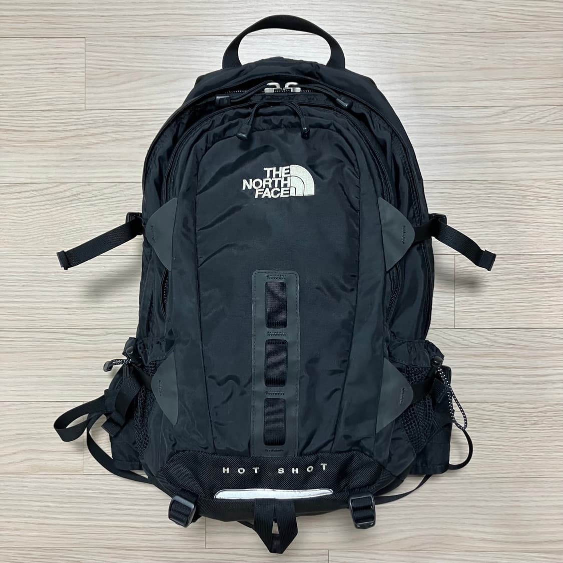 [TheNorthFace] 노스페이스 핫샷 백팩 블랙 30L 상품이미지1