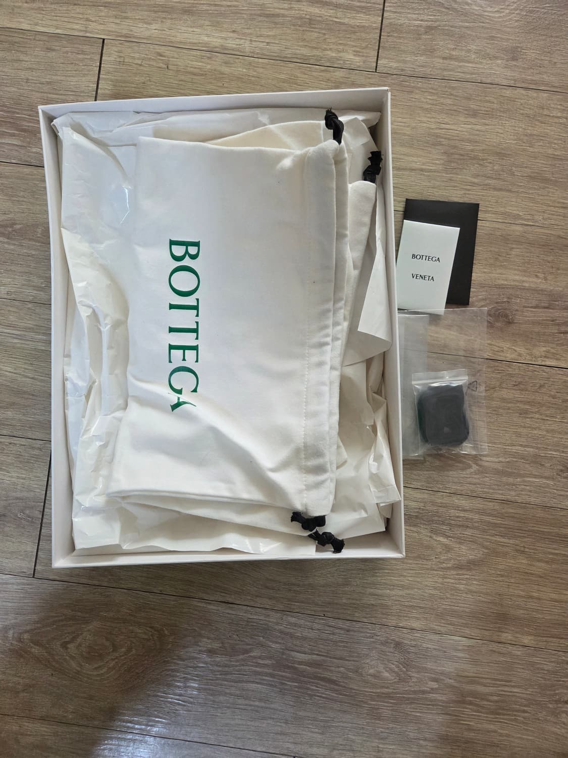 보테가베네타 바운스 더비 블랙 39.5 사이즈 상품이미지7