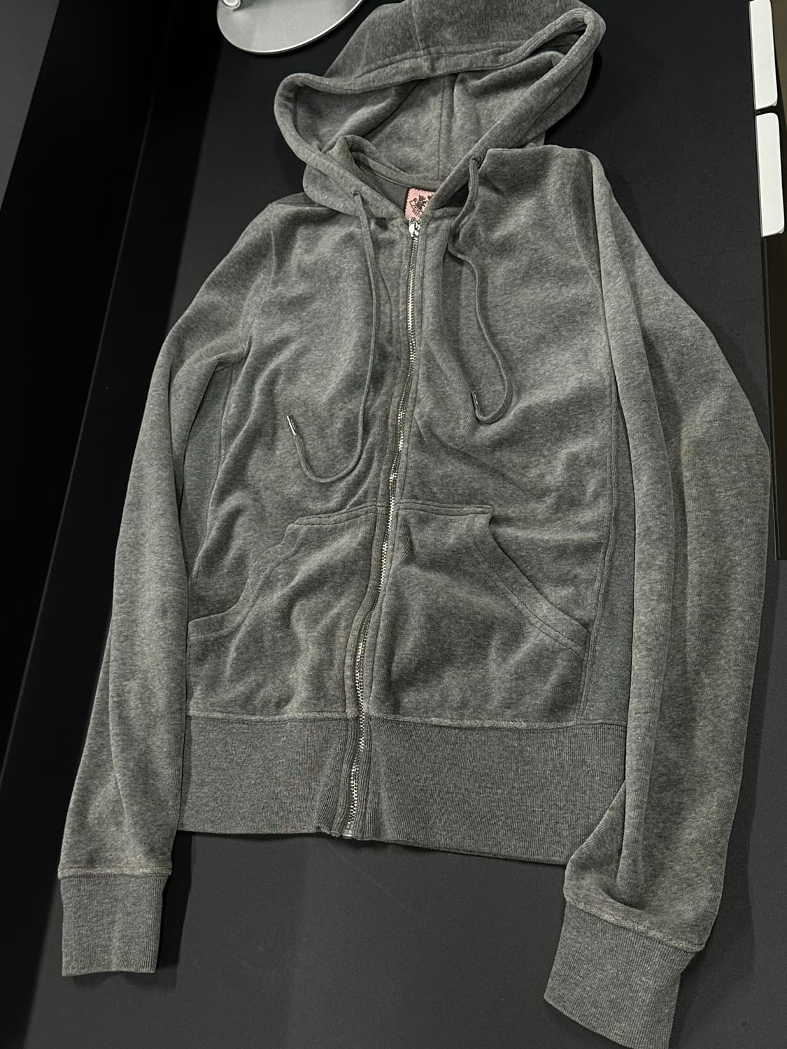 쥬시 꾸뛰르 그레이 벨벳 후드집업 상품이미지3