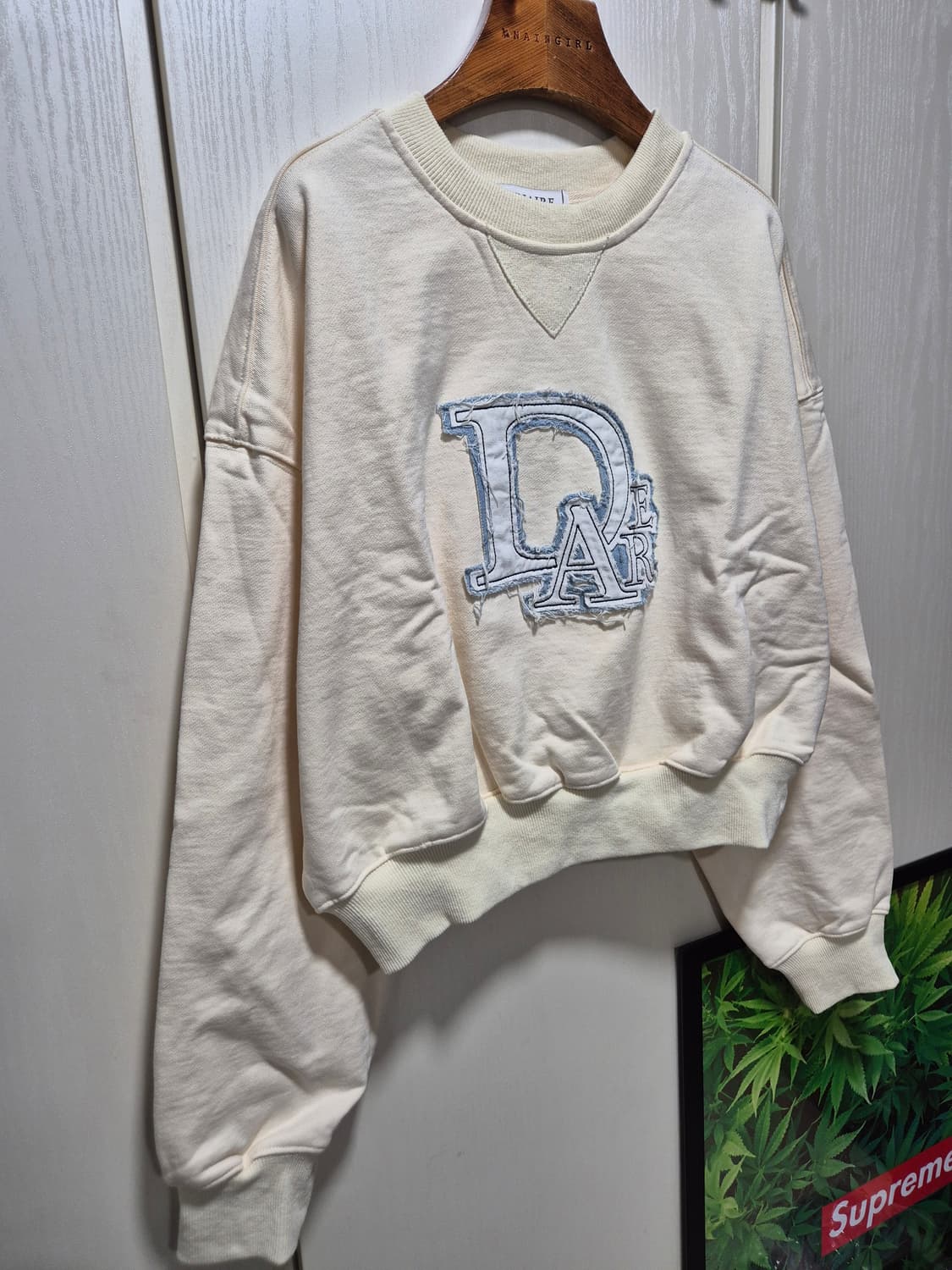 (세일)(새상품)DIAIRE 디아에르 아이보리 맨투맨 상품이미지7