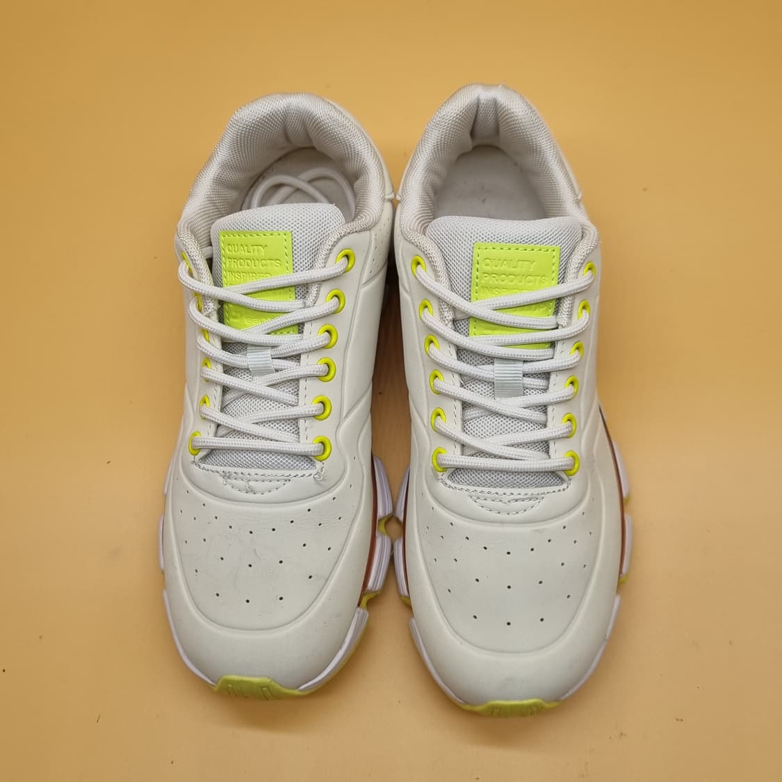 밸롭 티바트 윈트리 여성운동화235-240 상품이미지2