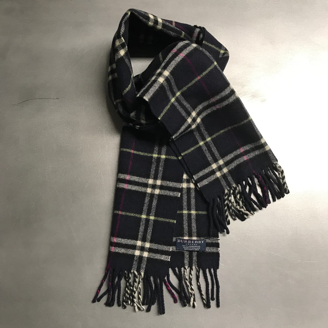 버버리 정품 램스울 머플러 네이비 상품이미지4