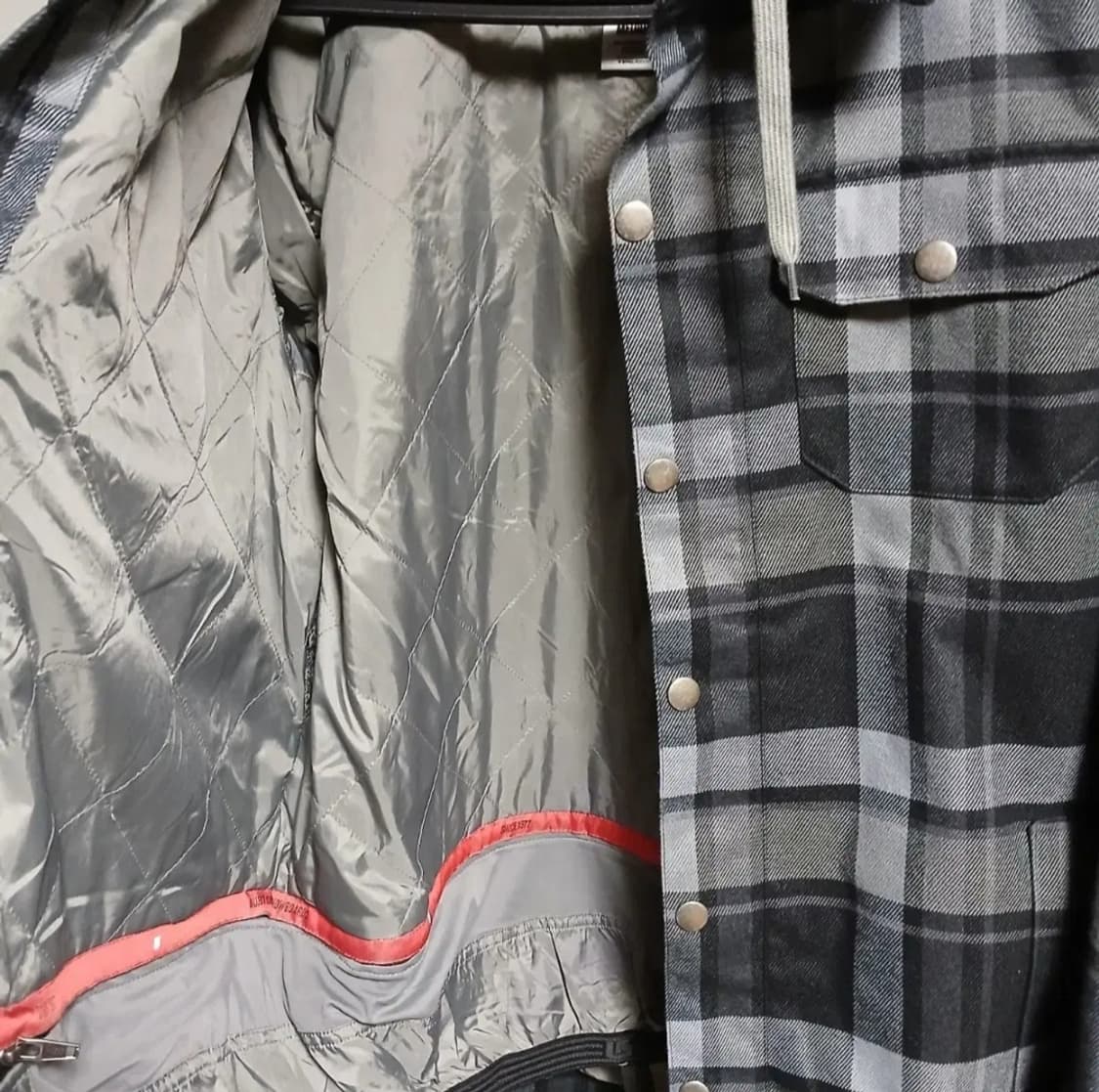 burton 버튼 스노우보드 자켓 스키 점퍼 체크
겨울 상품이미지6