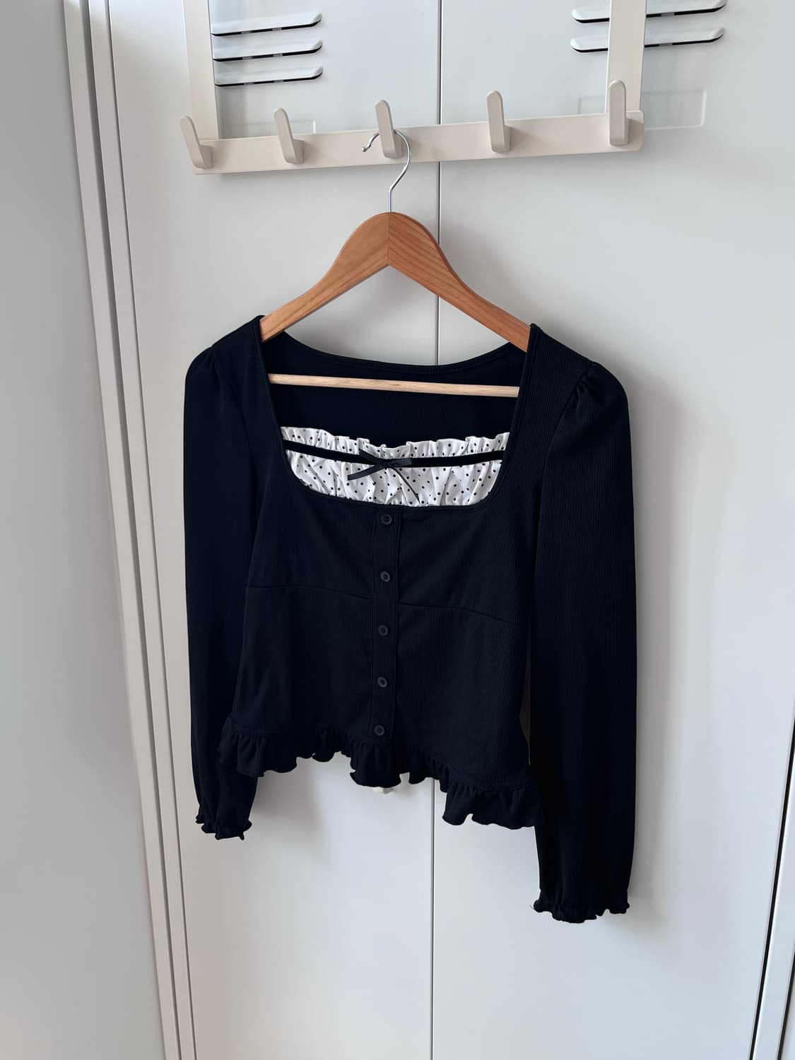 Dazy 도트 셔링 레이어드 러블리 롱 슬리브 상품이미지2