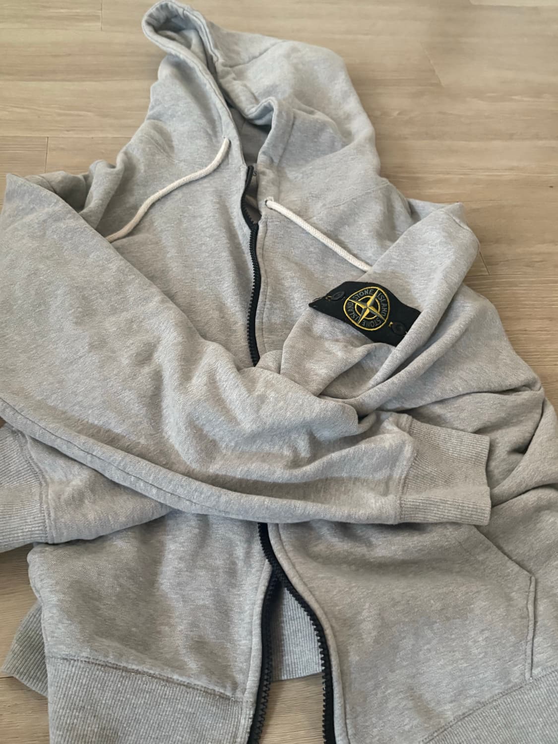 스톤아일랜드 후드집업 S사이즈 상품이미지1