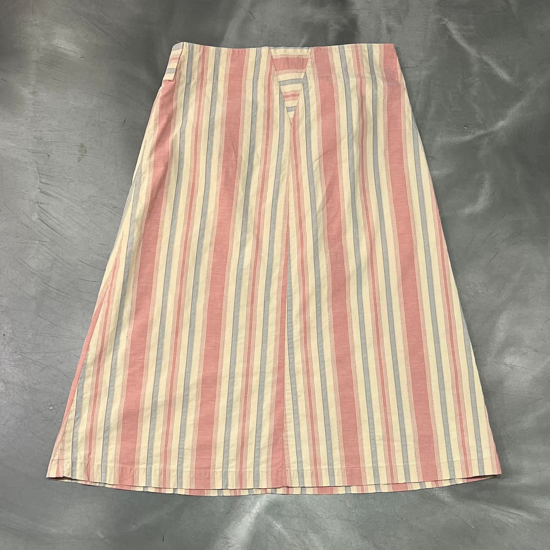  캘빈클라인 진스 스트라이프 미디 스커트 y15959 상품이미지2