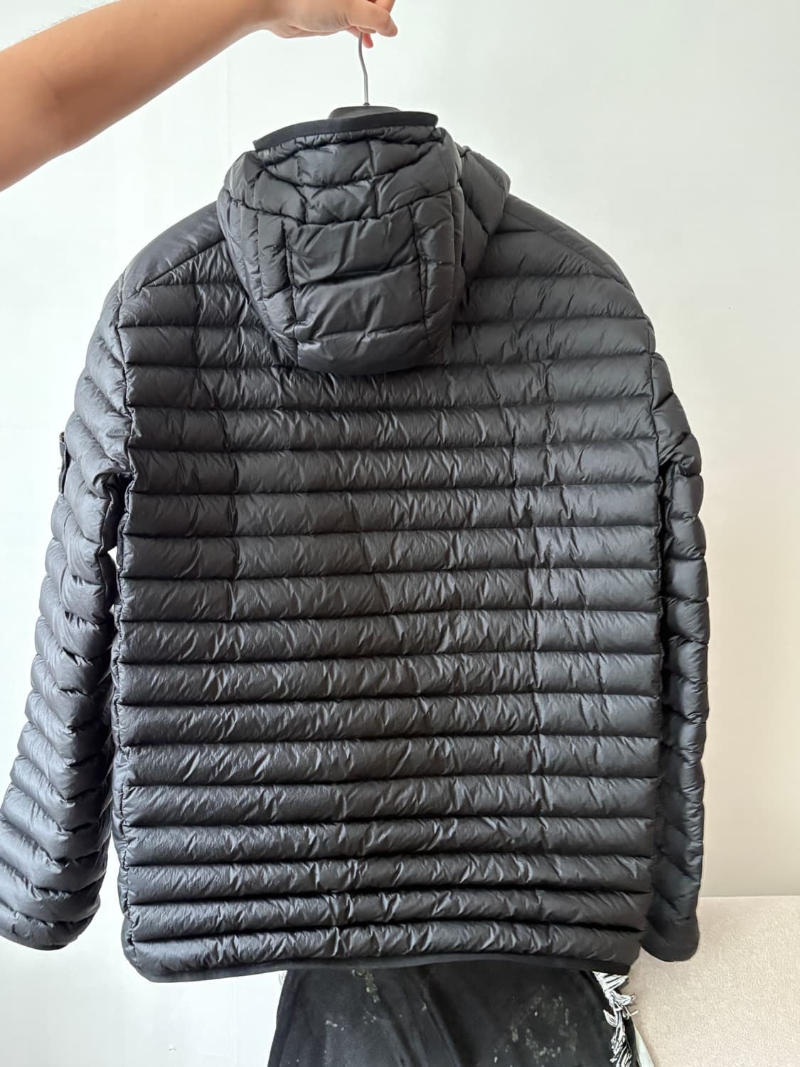 22FW 스톤아일랜드 룸우븐 경량패딩 L사이즈 상품이미지3