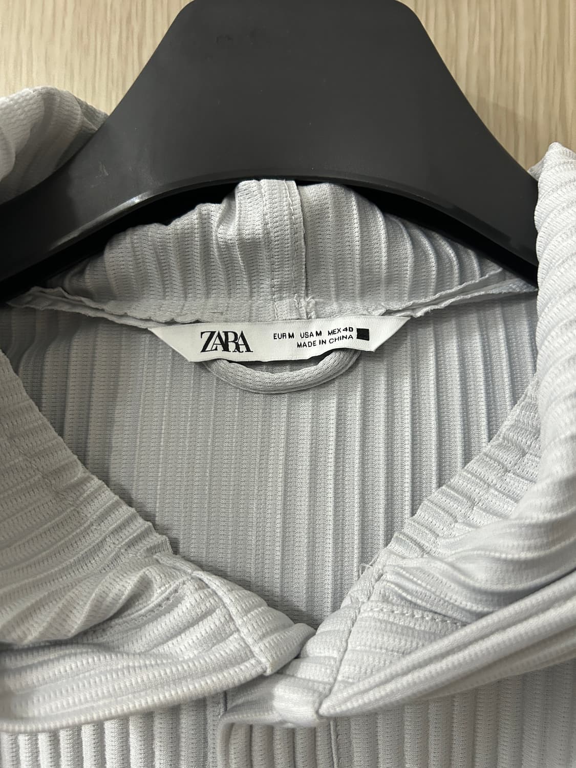 자라 플리츠 후드 상품이미지2