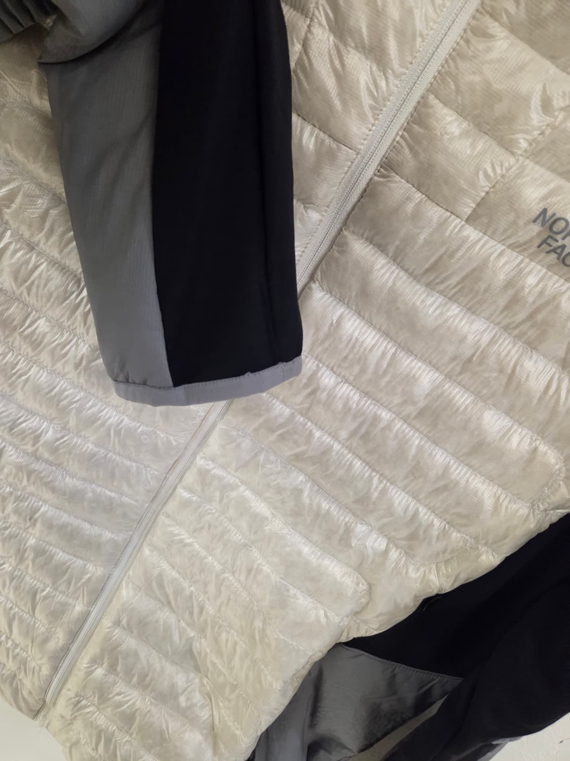 노스페이스 Summit 경량 구스다운 패딩 100 상품이미지6