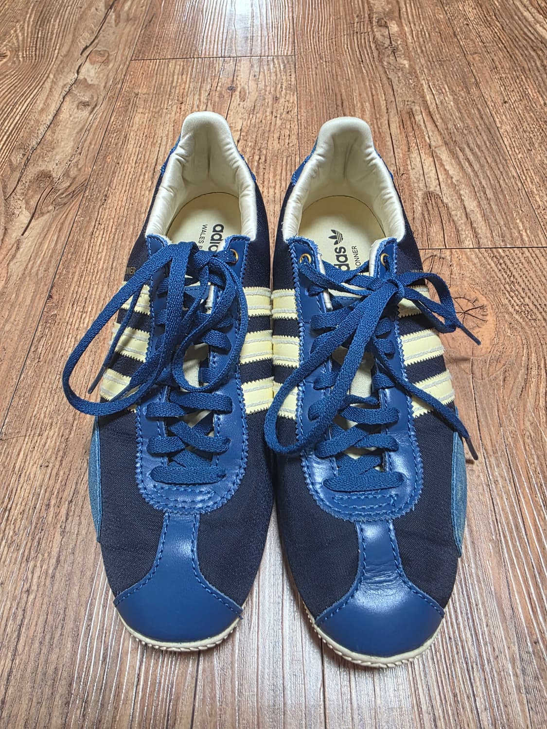 아디다스 x 웨일즈 보너 재팬 슈즈 레전드 잉크 265사이즈 팝니다 상품이미지2