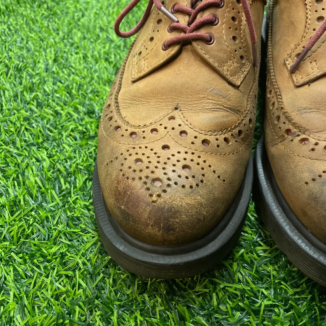 닥터마틴 3990 윙팁 250mm 상품이미지2