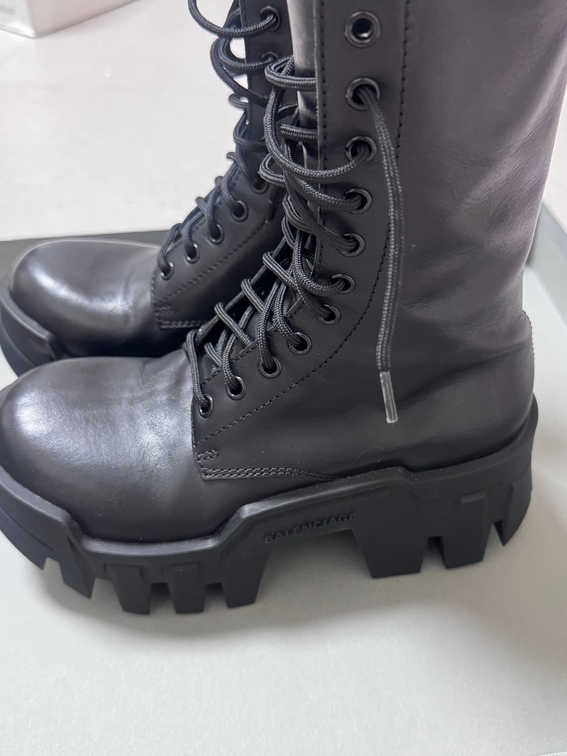 발렌시아가 불도저 부츠 220 사이즈  상품이미지1