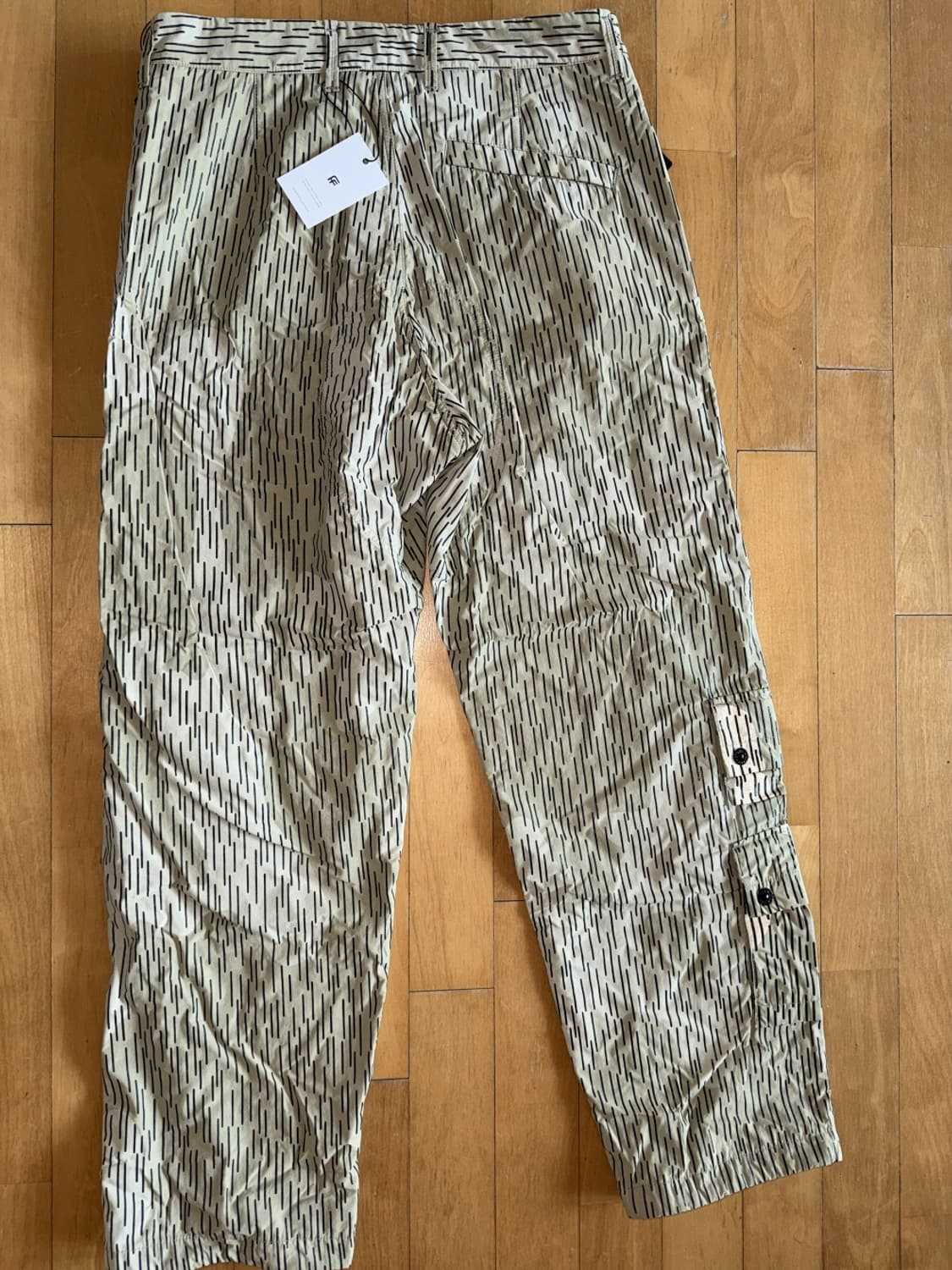 스톤아일랜드 레인 카모 나슬란 라이트 카고 팬츠 상품이미지2