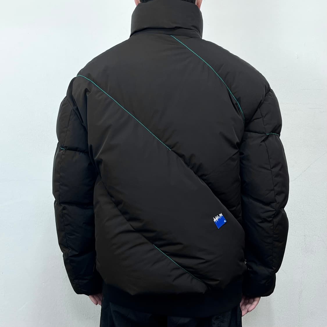 자라 x 아더에러 오버사이즈 푸퍼 패딩 자켓 그레이 상품이미지4