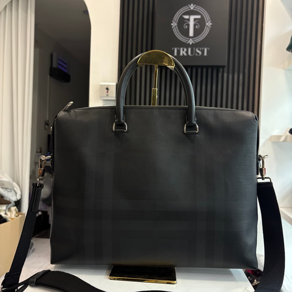 버버리 서류가방 상품이미지1