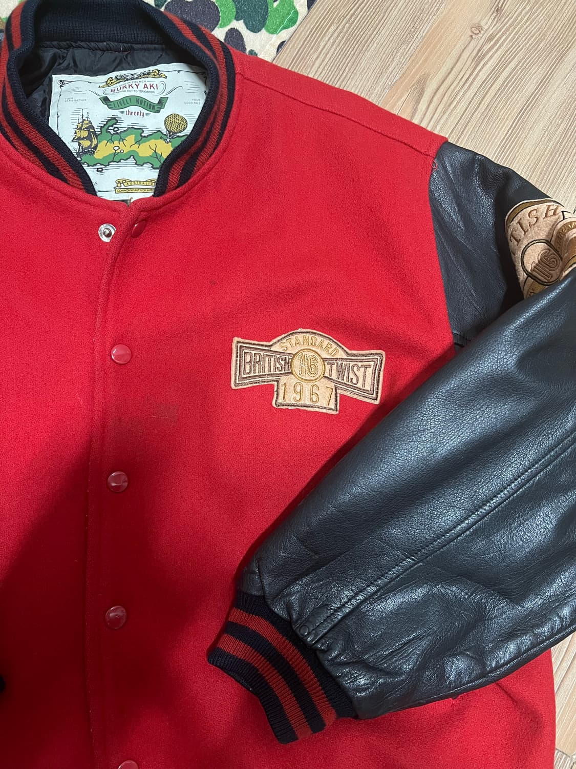 VINTAGE VARSITY JACKET 상품이미지3